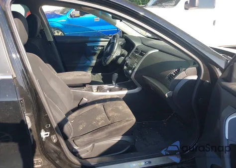 2015 Nissan Altima 2.5 Sv из США, поврежденный, VIN 1N4AL3AP4FC132829